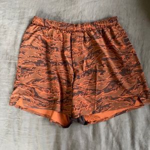 Lulu lemon 5” linerless surge short